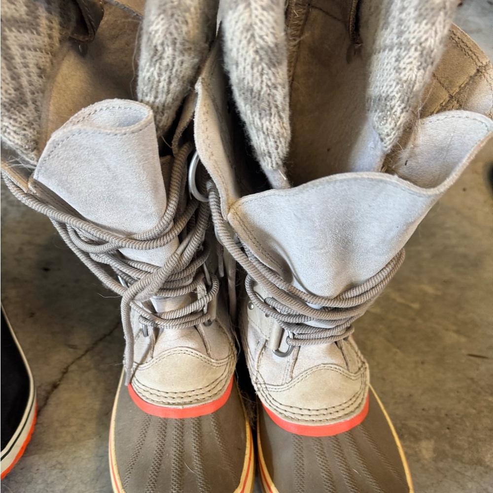 Women’s Sorrel snow boots